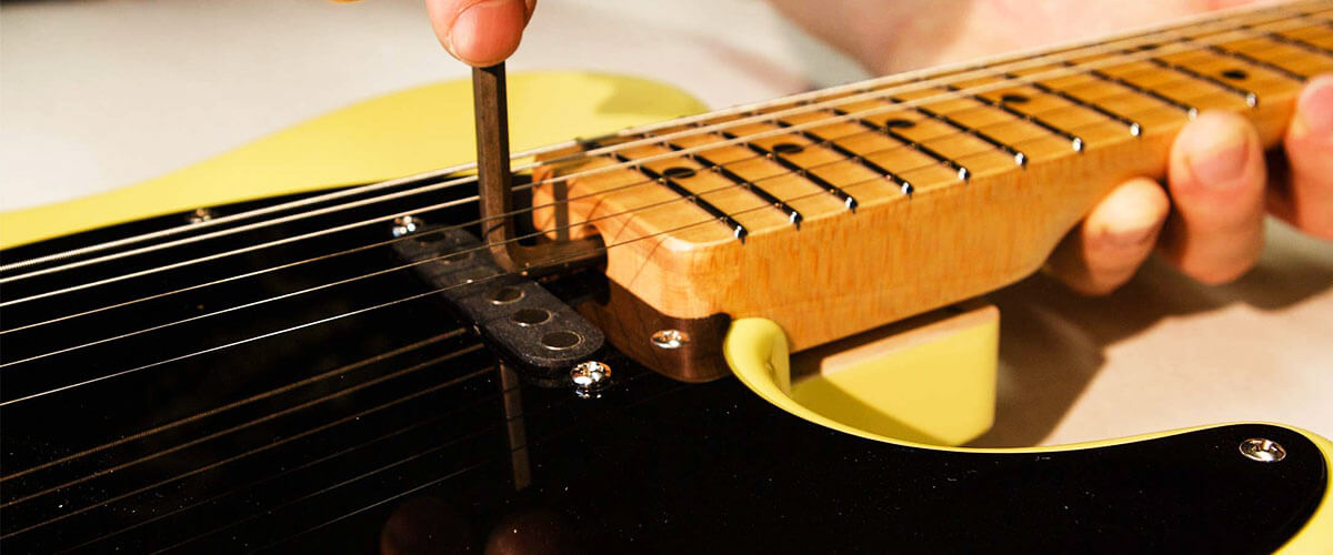 adjusting the truss rod